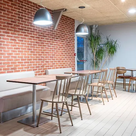 Campanile Nature - Aix Les Bains מלון 3*