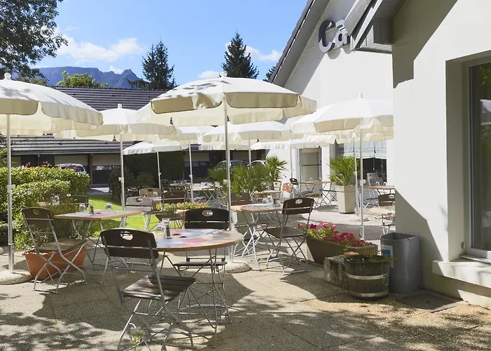 Hotell Campanile Nature - Aix Les Bains
