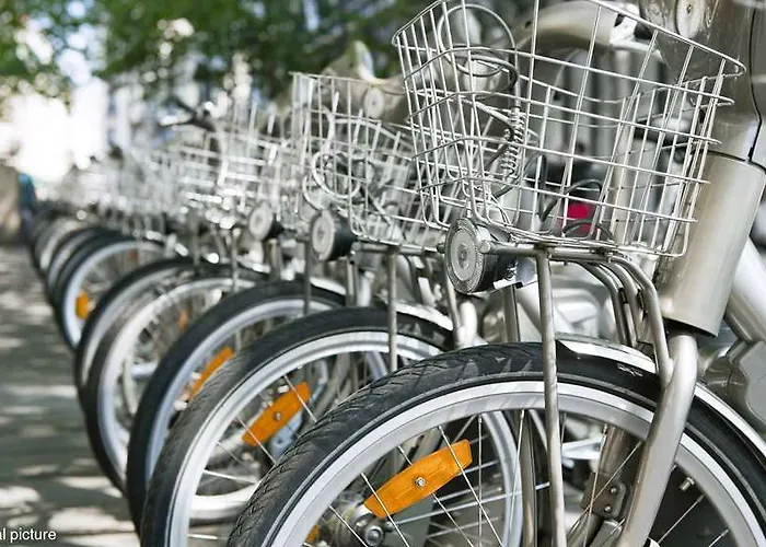 Hotell Campanile Nature - Aix Les Bains