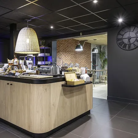 Hotel Campanile Nature - Aix Les Bains 3*